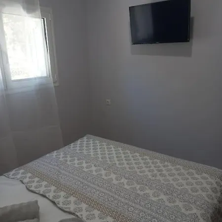 εξοχικό με αυλή βιλλα βασω